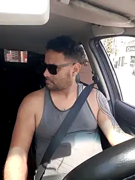 hecwil8 online show from 09-29-25, 04:56