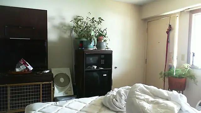 CeceilaMoon online show from 07-16-26, 04:13
