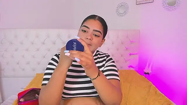 sharlot evans  online show from 01-13-26, 12:32