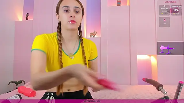 Snapshot of angelikarose1 chatting on 10-02-25, 10:28 angelikarose1 online show from 10-02-25, 10:28