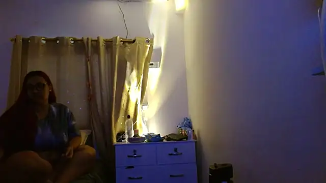 Snapshot of Isabella_Du chatting on 06-14-26, 10:56 Isabella Du online show from 06-14-26, 10:56