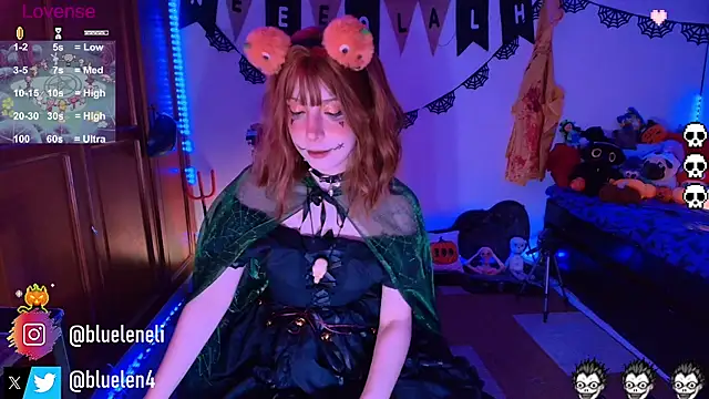 bluelen online show from 10-31-25, 09:21