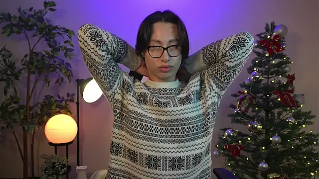 Snapshot of SrLuis18 chatting on 12-24-24, 05:55 SrLuis18 online show from 12-24-24, 05:55