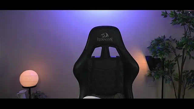 Snapshot of SrLuis18 chatting on 01-24-25, 01:13 SrLuis18 online show from 01-24-25, 01:13