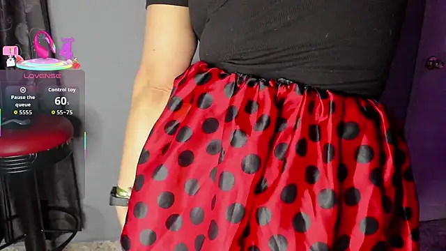 MarthinaBaker online show from 10-30-25, 08:53