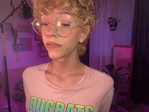 lyamthommpson online show from 03-19-26, 08:13