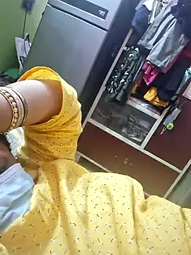 Snapshot of kunjan789 chatting on 01-12-25, 02:24 kunjan789 online show from 01-12-25, 02:24