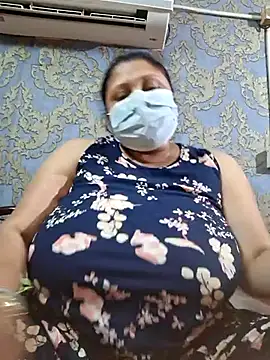 Snapshot of kunjan789 chatting on 03-08-25, 06:26 kunjan789 online show from 03-08-25, 06:26