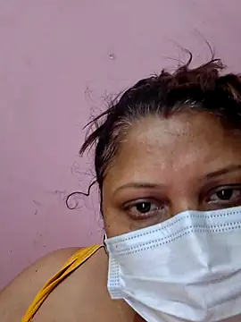 Snapshot of kunjan789 chatting on 10-17-25, 02:37 kunjan789 online show from 10-17-25, 02:37