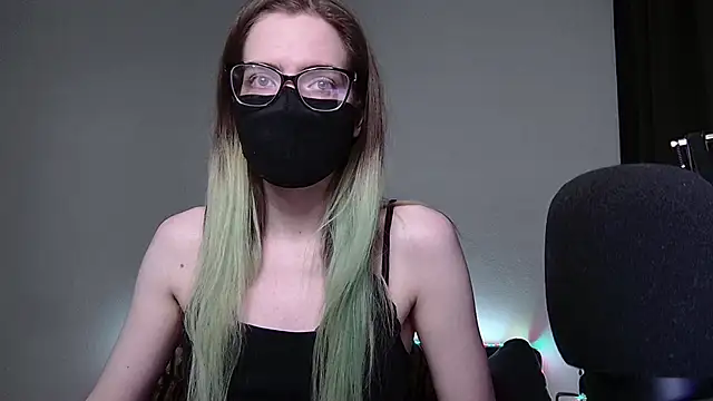 Snapshot of amber_candyfloss chatting on 12-14-24, 02:01 amber candyfloss online show from 12-14-24, 02:01