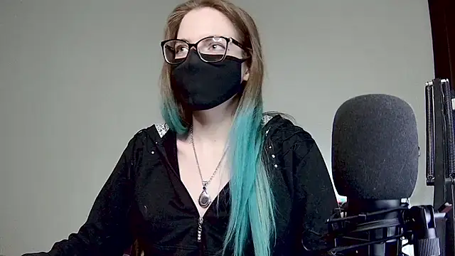 Snapshot of amber_candyfloss chatting on 02-05-25, 02:08 amber candyfloss online show from 02-05-25, 02:08