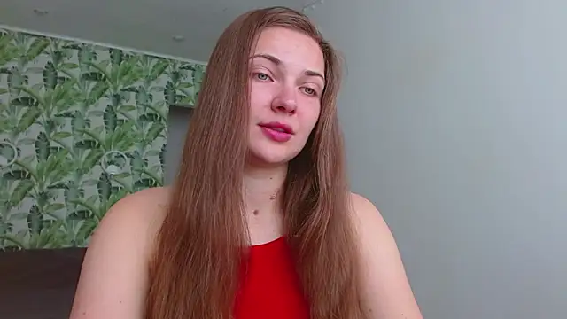 Snapshot of Olivia_shine chatting on 06-05-26, 04:19 Olivia shine online show from 06-05-26, 04:19