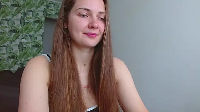 Snapshot of Olivia_shine chatting on 07-10-26, 04:28 Olivia shine online show from 07-10-26, 04:28