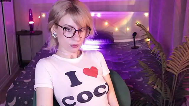  Moonlight t online show from 03-19-26, 08:07