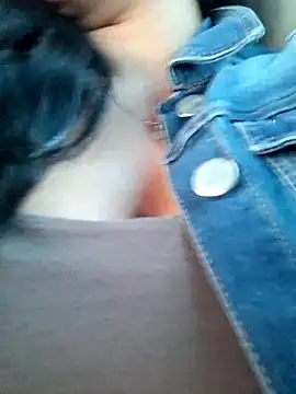 Snapshot of Emily_Wane chatting on 05-06-26, 05:40 Emily Wane online show from 05-06-26, 05:40