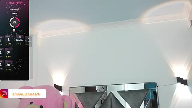 Snapshot of Emma_jamess chatting on 09-12-25, 03:50 Emma jamess online show from 09-12-25, 03:50