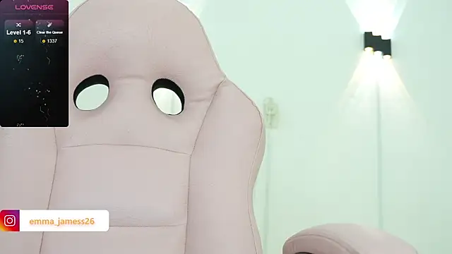 Emma jamess online show from 03-19-26, 03:21