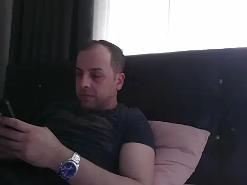 Snapshot of Yldrmm_9553 chatting on 05-20-26, 03:07 Yldrmm 9553 online show from 05-20-26, 03:07