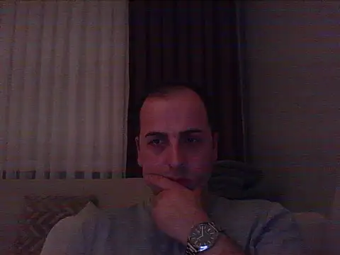 Snapshot of Yldrmm_9553 chatting on 06-11-26, 09:24 Yldrmm 9553 online show from 06-11-26, 09:24