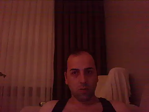 Snapshot of Yldrmm_9553 chatting on 07-02-26, 09:32 Yldrmm 9553 online show from 07-02-26, 09:32