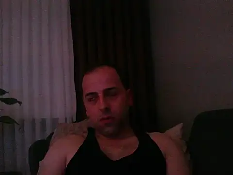 Snapshot of Yldrmm_9553 chatting on 07-06-26, 08:33 Yldrmm 9553 online show from 07-06-26, 08:33