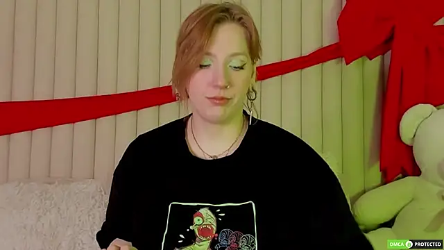 Snapshot of RachelCart chatting on 04-24-26, 03:20 RachelCart online show from 04-24-26, 03:20