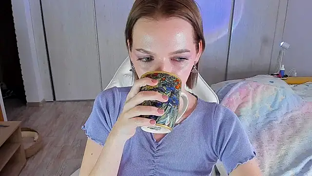 Snapshot of ice_pixie chatting on 03-13-25, 04:45 ice pixie online show from 03-13-25, 04:45