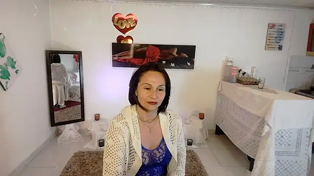 lollita 23  online show from 05-07-26, 07:30