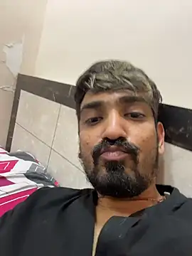 Snapshot of hornyguy271192 chatting on 02-01-26, 08:18 hornyguy271192 online show from 02-01-26, 08:18