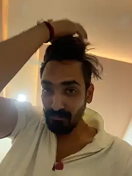 Snapshot of hornyguy271192 chatting on 02-05-26, 06:01 hornyguy271192 online show from 02-05-26, 06:01