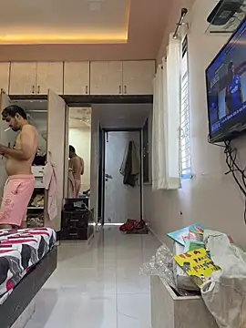 Snapshot of hornyguy271192 chatting on 02-18-26, 03:46 hornyguy271192 online show from 02-18-26, 03:46