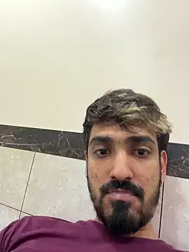 Snapshot of hornyguy271192 chatting on 02-23-26, 03:15 hornyguy271192 online show from 02-23-26, 03:15