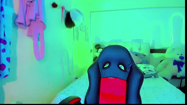 Jessica smith 1 online show from 03-17-26, 11:24