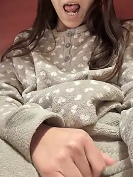 Snapshot of rossana99_ chatting on 12-28-24, 03:15 rossana99  online show from 12-28-24, 03:15