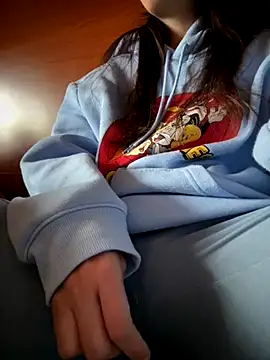 Snapshot of rossana99_ chatting on 10-05-25, 09:40 rossana99  online show from 10-05-25, 09:40