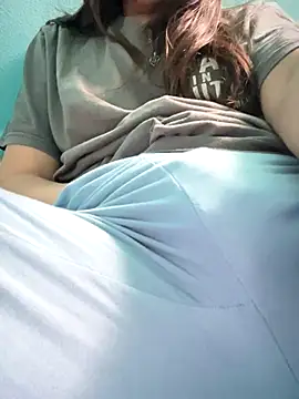 Snapshot of rossana99_ chatting on 10-12-25, 12:59 rossana99  online show from 10-12-25, 12:59