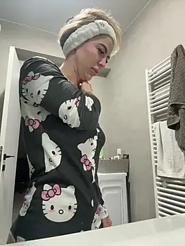 Megan Ros online show from 03-14-26, 04:29