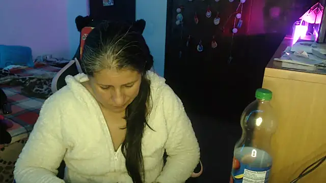 LucifernandaSw online show from 04-16-26, 11:29