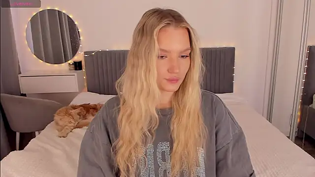 CassieRayss online show from 03-21-26, 10:42