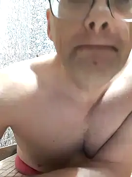 Snapshot of handsomeguy0729 chatting on 12-31-24, 01:52 handsomeguy0729 online show from 12-31-24, 01:52