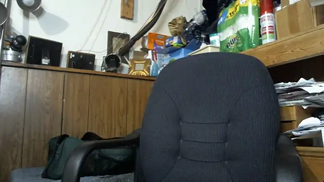 Snapshot of handsomeguy0729 chatting on 03-18-25, 11:52 handsomeguy0729 online show from 03-18-25, 11:52