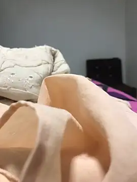 Snapshot of Fit-Sex chatting on 12-18-24, 06:21 Fit-Sex online show from 12-18-24, 06:21