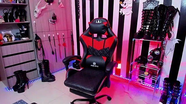 daven56 online show from 02-26-25, 01:19