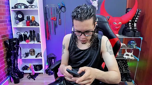 daven56 online show from 12-16-25, 07:08