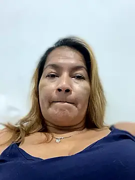 Snapshot of Jlo_69 chatting on 01-18-26, 02:59 Jlo 69 online show from 01-18-26, 02:59