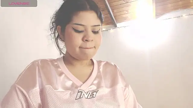 Amara18  online show from 04-19-26, 04:45