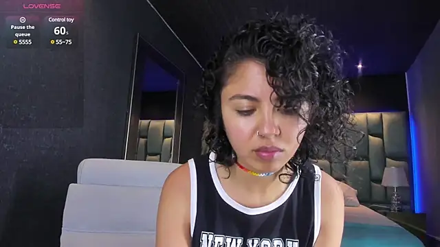 Amareto  online show from 03-01-25, 10:34