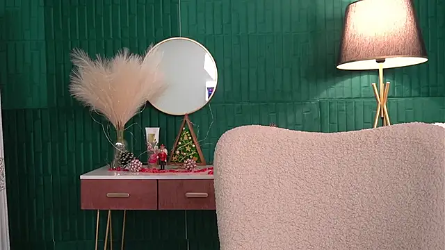 HaileyMoonn online show from 12-23-25, 04:10