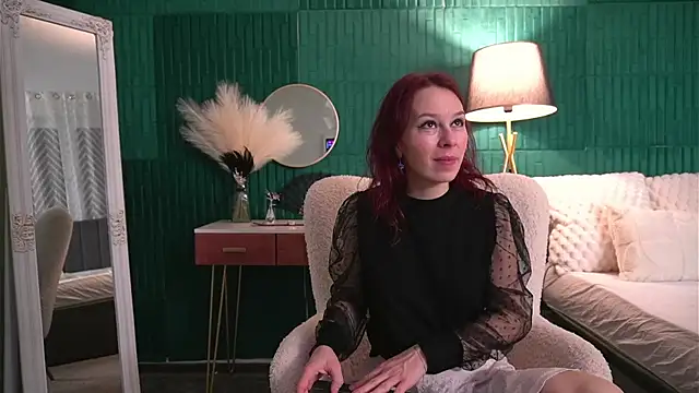 HaileyMoonn online show from 02-14-26, 05:04