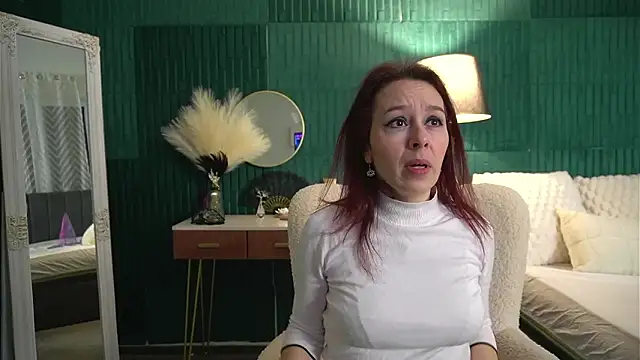 HaileyMoonn online show from 03-13-26, 04:19